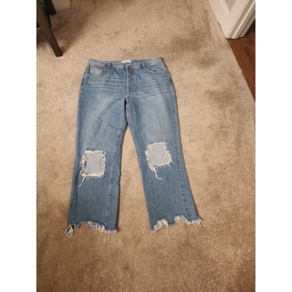 We the Free Free People Distressed Wide Leg Jeans w/ Raw Hem Size 31 US 12 - Picture 1 of 6